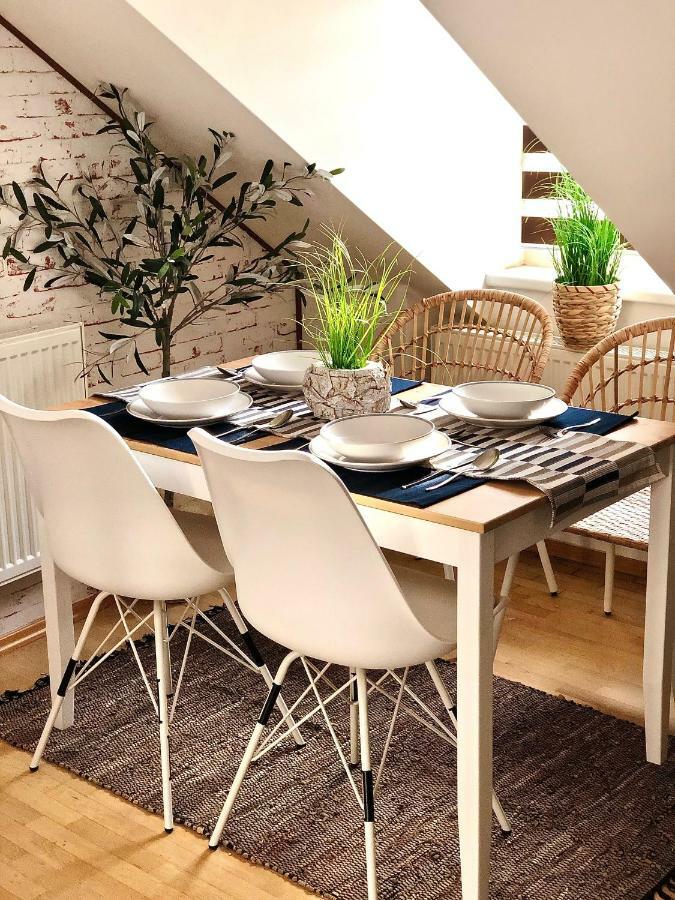 Duplex With Quite Terrace On Wenceslas Sq. Praha Bagian luar foto